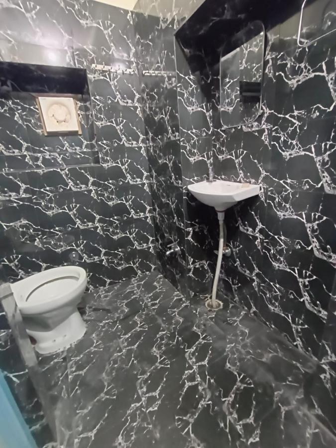 Sankardev Guest House D24 35 Varanasi Eksteriør bilde